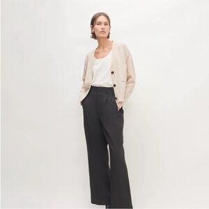 Everlane Women's Cream Cardigan with Pockets